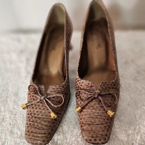 J. Renee' Brown Women's Shoes Bow Gold Hardware Size 6.5 M #6810, Block Heel